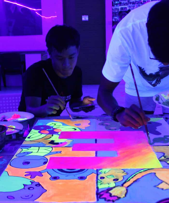 Neon Art Jamming