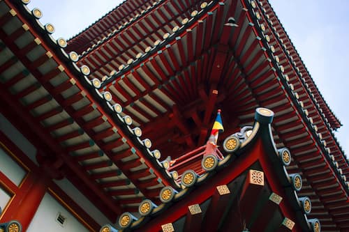 Buddha Tooth Relic Temple - Fun Things Singapore (Image Credit: Unsplash)